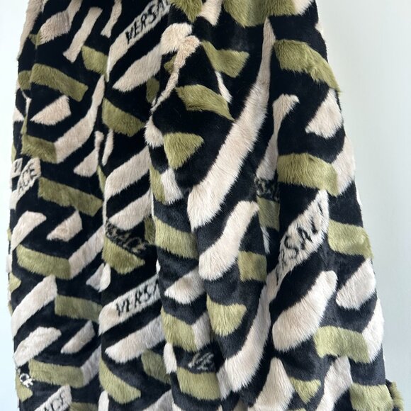 Versace Fur Graphic Coat - Picture 4 of 10